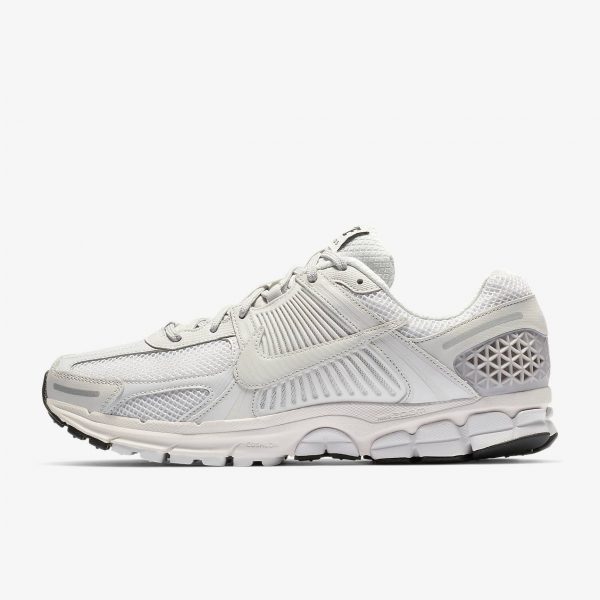 Nike Zoom Vomero 5_Nk